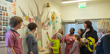 Ausläuten in der Kinderklinik